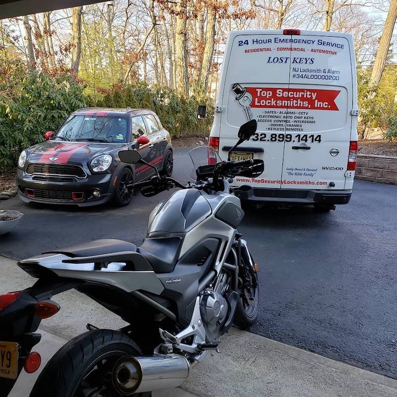 mobile motorcycle locksmith services